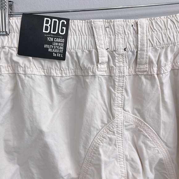BDG Y2K Low-Rise Cargo Pant - Picture 7 of 12